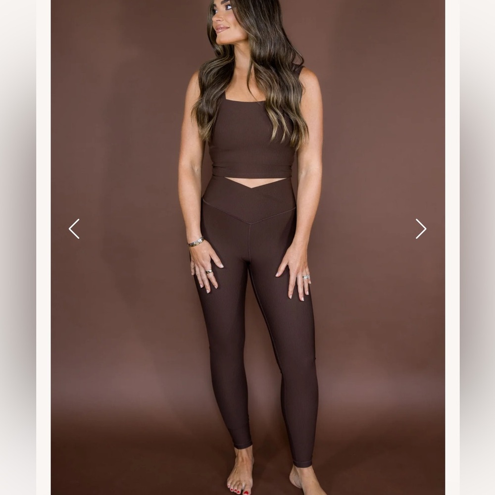 NWT Salt Project Chocolate Ribbed Leggings
